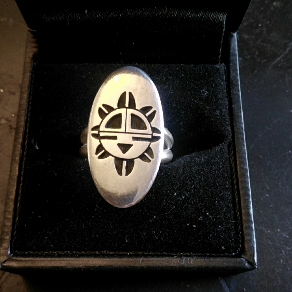 Sterling Southwestern Hopi Artist Puhu-Yama Sun Ring Sz 5